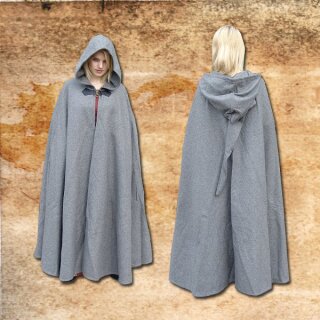 Cape with long hood with metal clasp, cotton