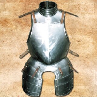 Breastplate with thigh pieces