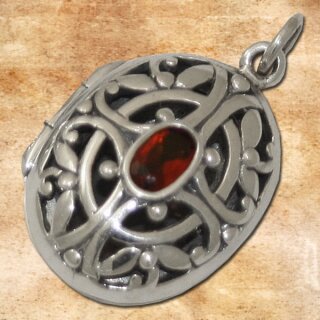 Pendant Red Crystal
